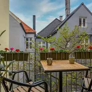 Spacious 3-bedroom For 8 By Bryggen Bergen
